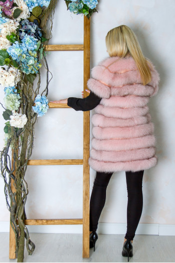 Жилет из меха хвоста песца-foto3